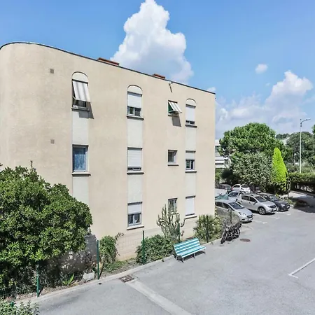 1br With Balcony Parking And Ac In Close To Cannes - Welkeys *