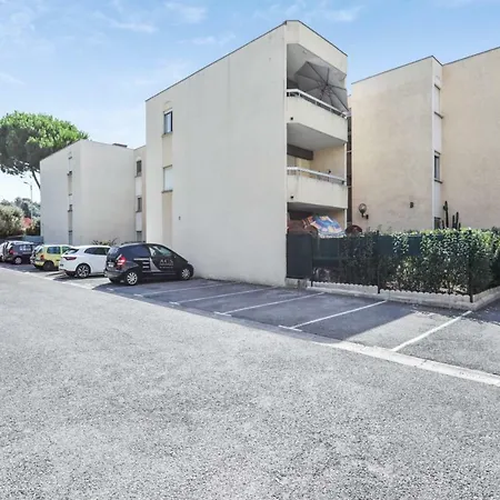 1br With Balcony Parking And Ac In Close To Cannes - Welkeys *